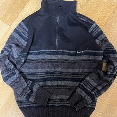 Maglione retrò carino