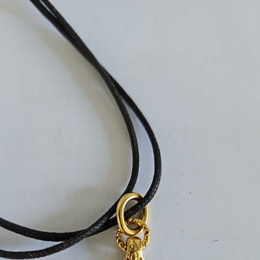 Gucci 18 carats avec 2 diamants