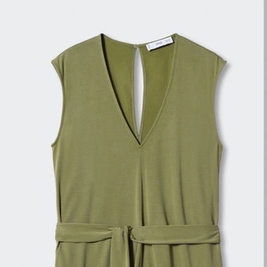 Jumpsuit von Mango, neu