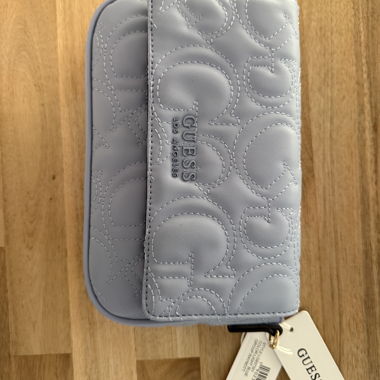 Borsa a tracolla Guess azzurro chiaro