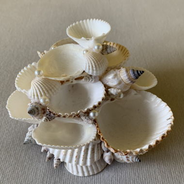 schmuckständer muscheln mit perlen  