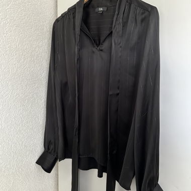 Black Shirt