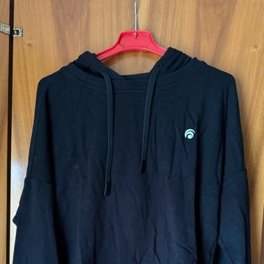 Black Sport Crop Hoodie