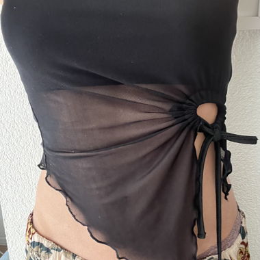 Haut décolleté épaule