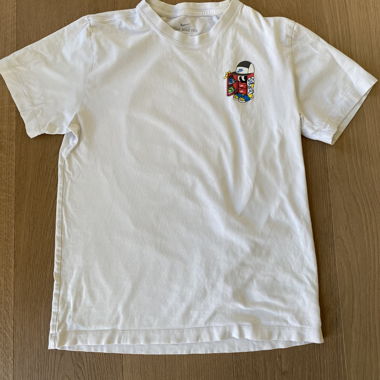 T-shirt Nike con stampa taglia S