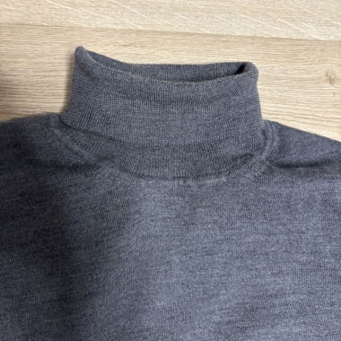 Pull col roulé Hugo Boss, XL