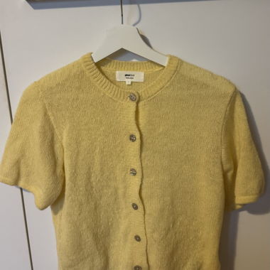 Cardigan giallo in misto lana