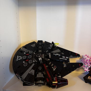 LEGO Dark Millennium Falcon Modell