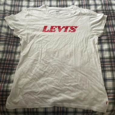 T-shirt Levis