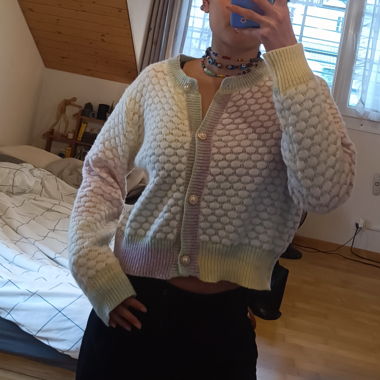 Strickjäggli farbig & kuschlig