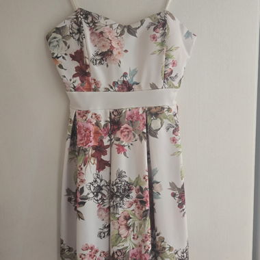Blumiges Sommerkleid