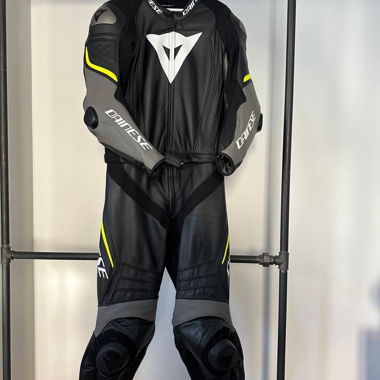Tuta da moto in pelle Dainese