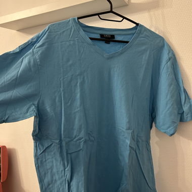 T-shirt blu collo a V SMOG taglia L