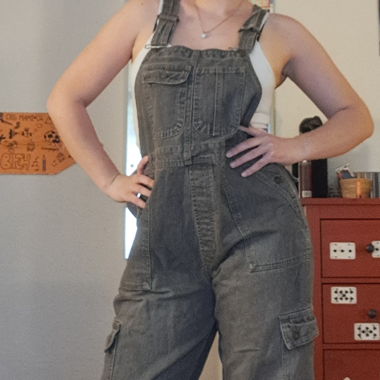 Stylische denim Latzhose