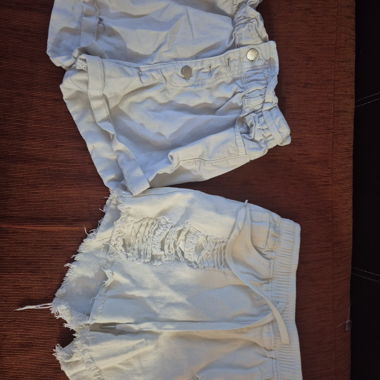 Shorts en jean blancs