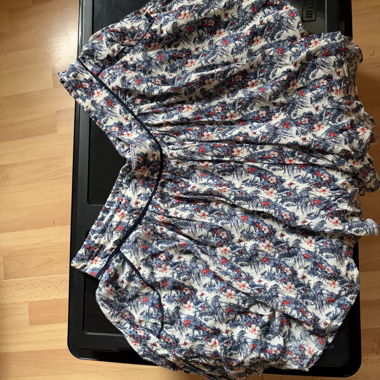 Geblümte Shorts