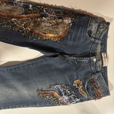 Jeans bootcut decorati