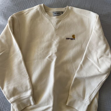 Carhartt crewneck sweatshirt