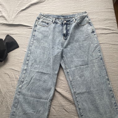 Breite Mom Jeans