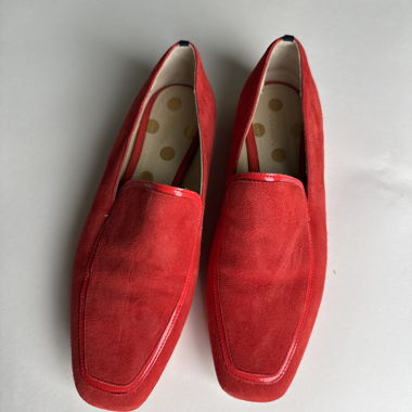 Rote Wildleder-Loafers