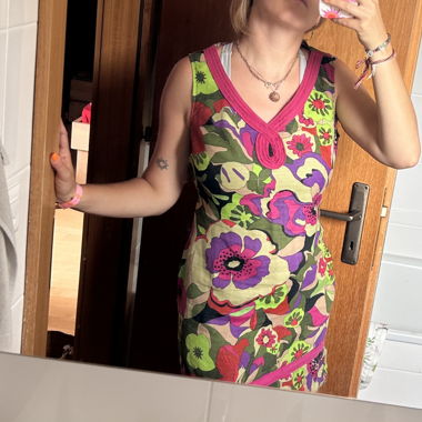 Robe sans manches fleurie promod
