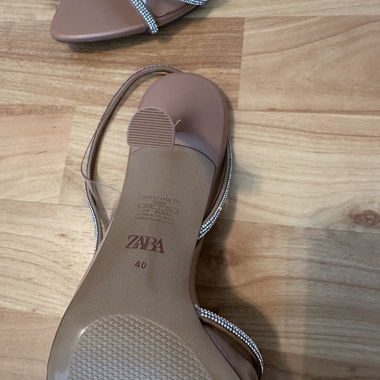 ZARA Strass Slingback Heels