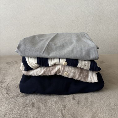 Lot de vêtements de taille S  