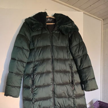 Wintermantel Dunkelgrün