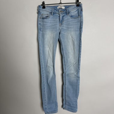 Jeans Hollister con lavaggio chiaro