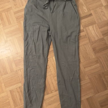 Vero Moda, pantalon en tissu, taille S/34