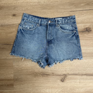 Shorts jeans in denim