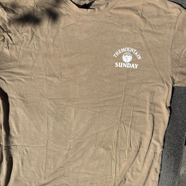 braunes Tshirt mit Backprint