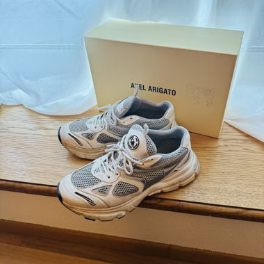 Axel Arrigato Marathon Runner