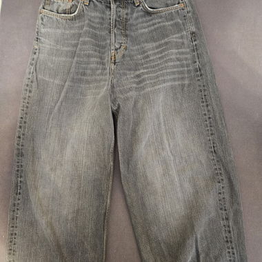 Weekday Astro Jeans