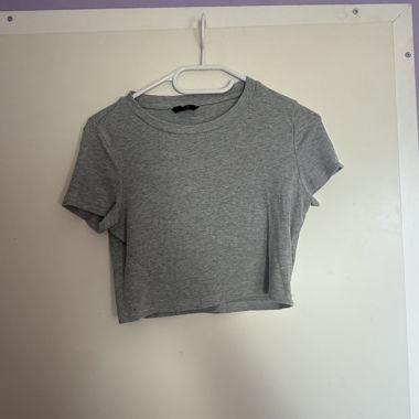 T-shirt corto grigio
