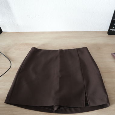Short marron Stradivarius