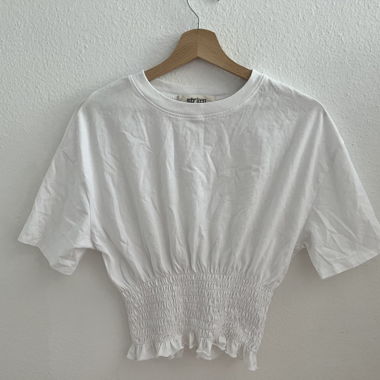 Top corto smockato bianco