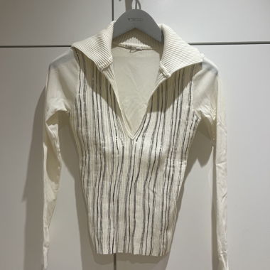 White sweater with lurex