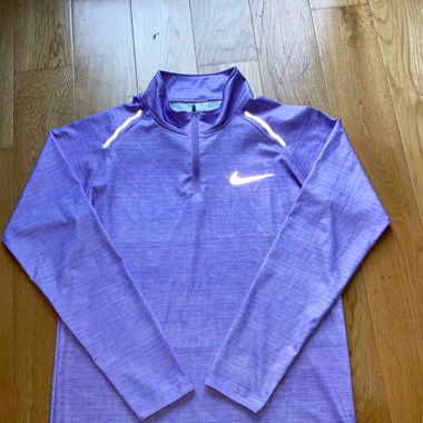 Nike running violet