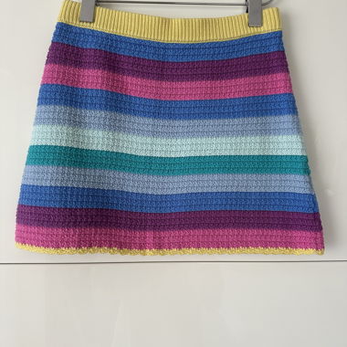 Gonna a maglia multicolore a righe