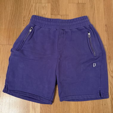 Pantaloncini in felpa Peso raw lilla Taglia M