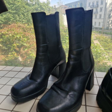 High heels, Stiefel