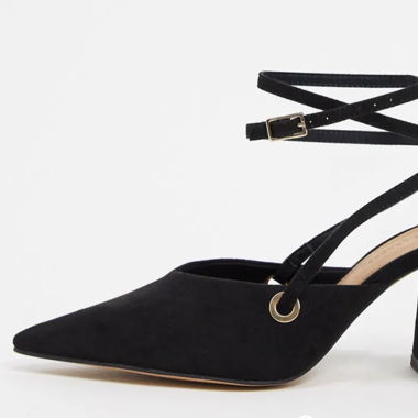 Chaussures à talons mi-haut pointu 