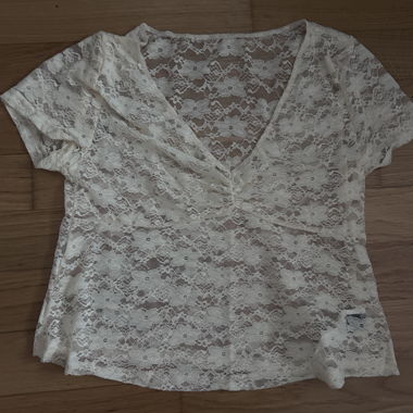 Haut en dentelle crème, taille S