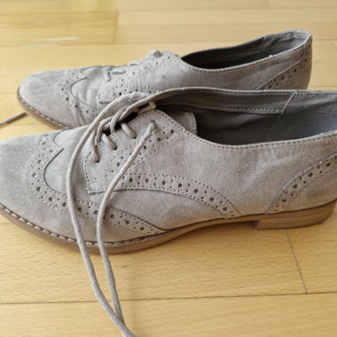 Schnürschuhe Gr. 39