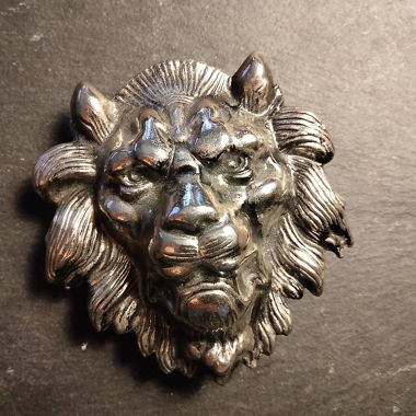Belt buckle