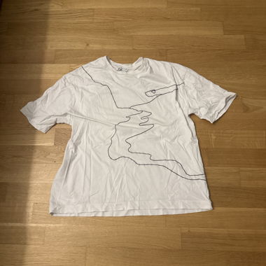 T-shirt grafico bianco