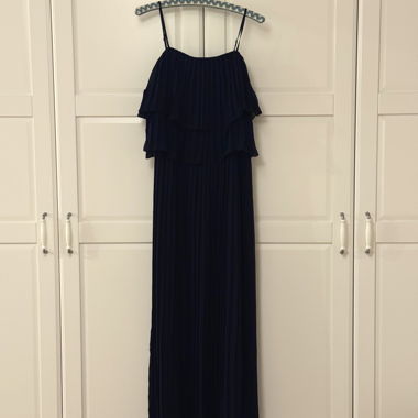 Abito lungo plissettato blu navy con ruches