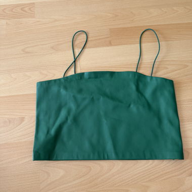 Grüne kunstleder top