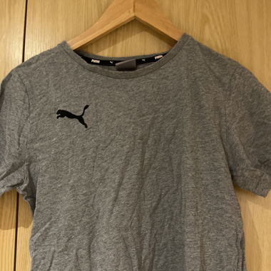 Graues T-Shirt